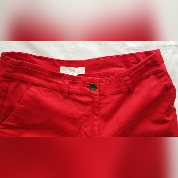 XXI Essentials shorts, Red Chino Shorts, size S, 3" inseam - Picture 3 of 3